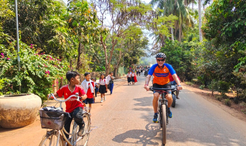 Cycle North of Cambodia Trails, Temples & Daily Life